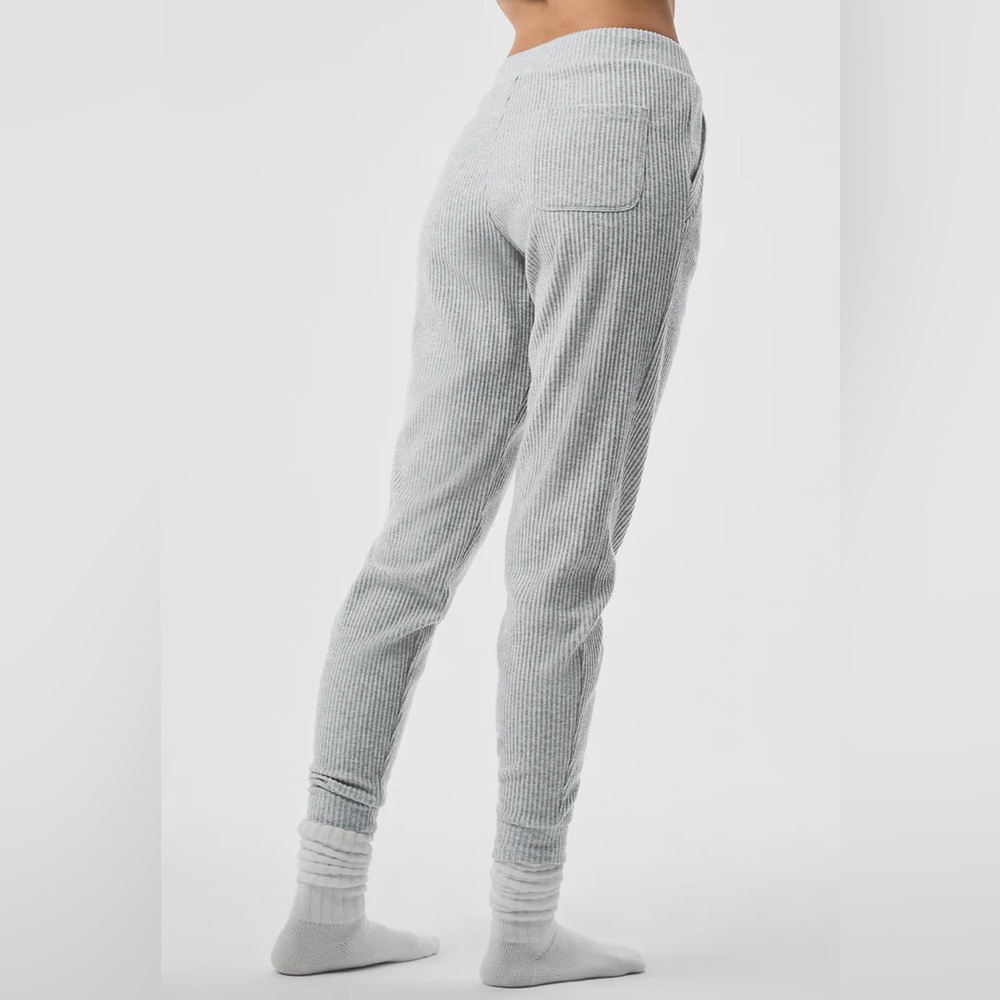 Alo heather Gray Muse Sweatpants - Picture 2 of 6